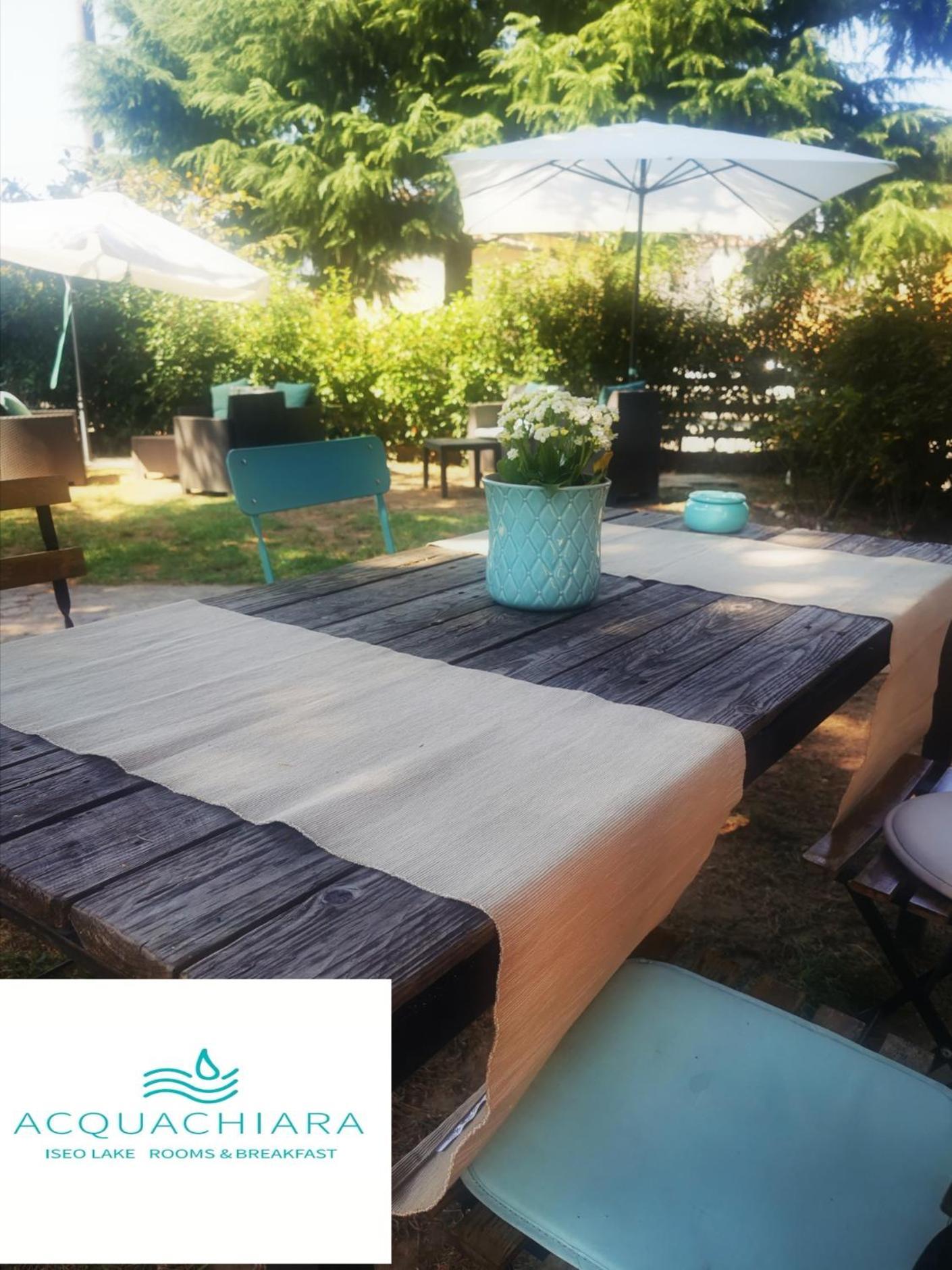 Acquachiara Iseo Deluxe Bed & Breakfast Iseo Center With Garden And Parking Inside Extérieur photo
